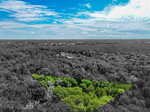 5.33 Acres of Residential Land for Sale in Greenville, Texas