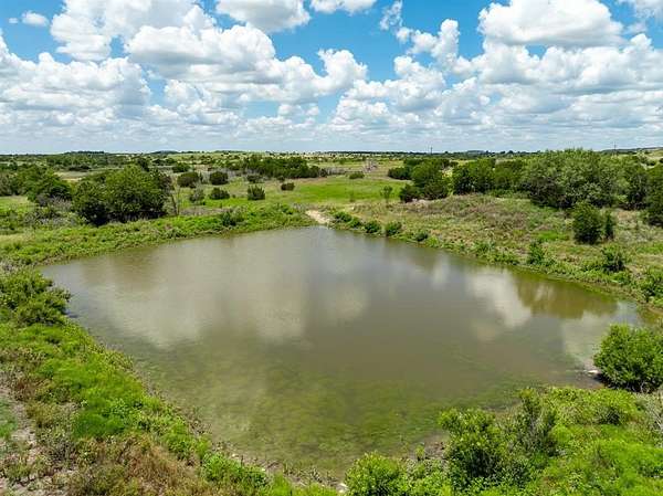 161 Acres of Land for Sale in Jonesboro, Texas