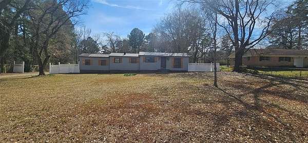 2 Acres of Land with Home for Sale in Shreveport, Louisiana