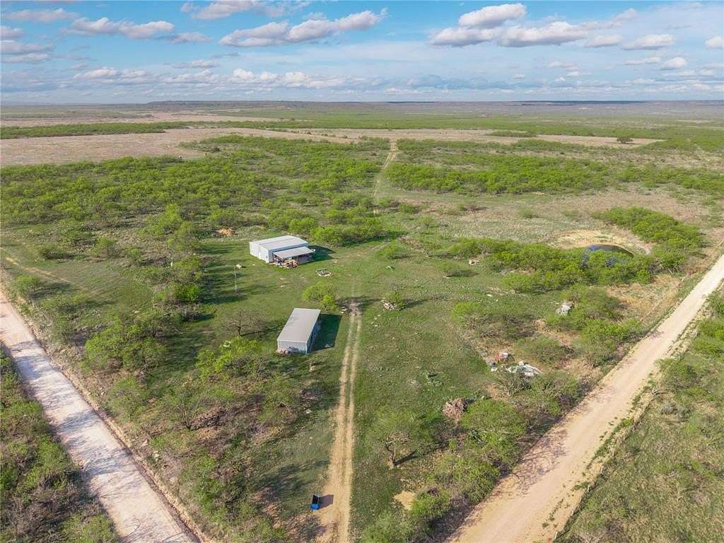 310 Acres of Land with Home for Sale in Goldsboro, Texas