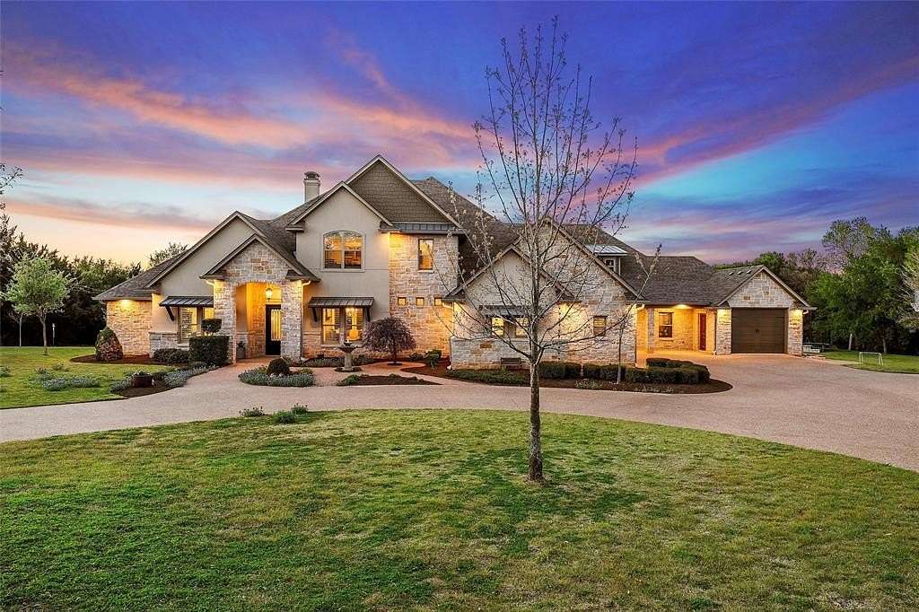 6.47 Acres of Land with Home for Sale in Lorena, Texas