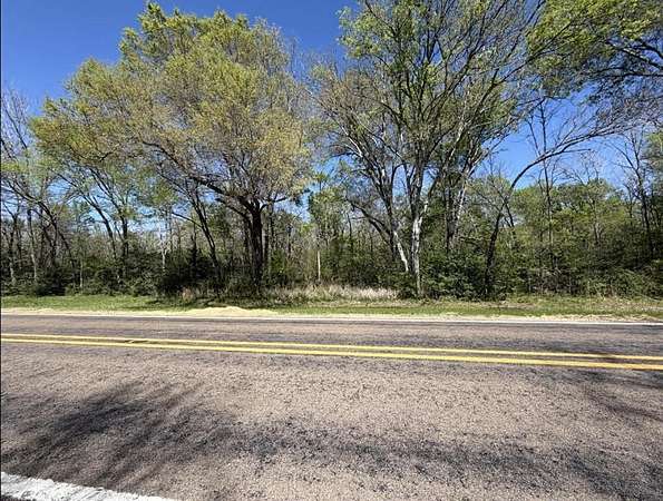 5 Acres of Residential Land for Sale in Oakwood, Texas
