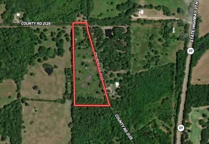 11.7 Acres of Land for Sale in Clarksville, Texas