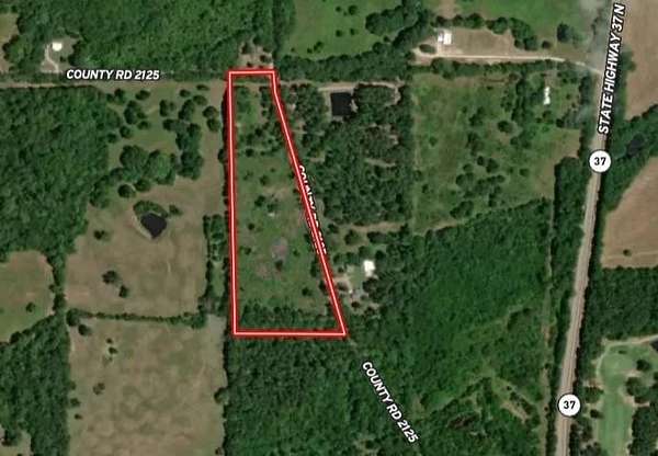 11.7 Acres of Land for Sale in Clarksville, Texas