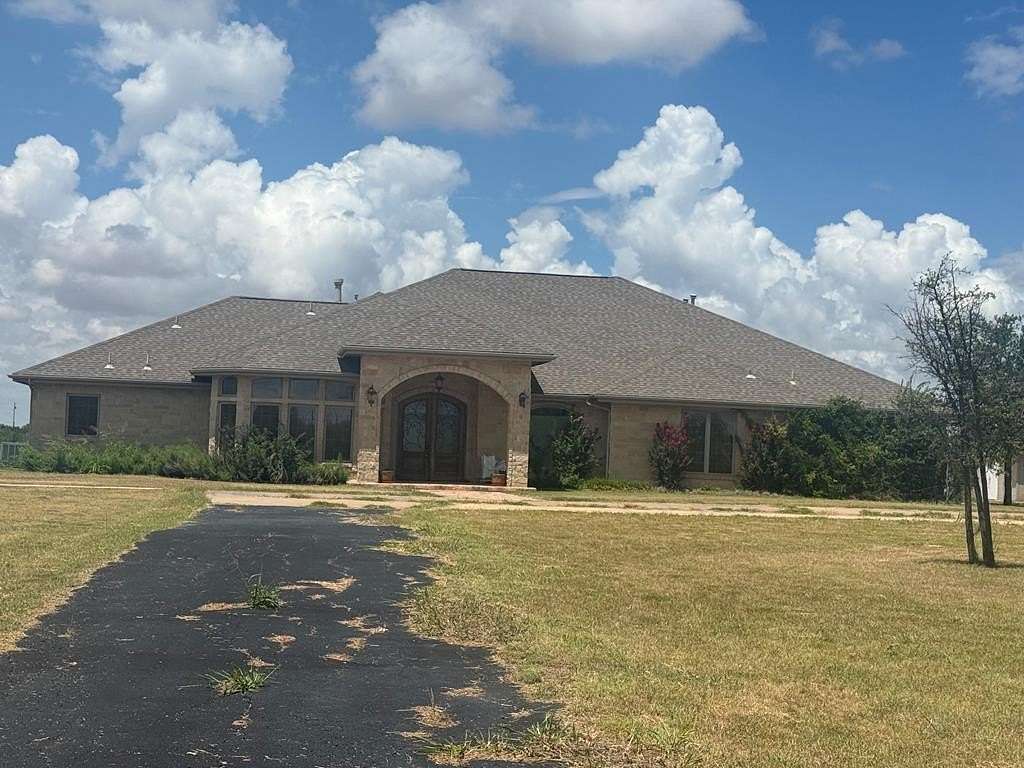 10 Acres of Land with Home for Sale in Snyder, Texas