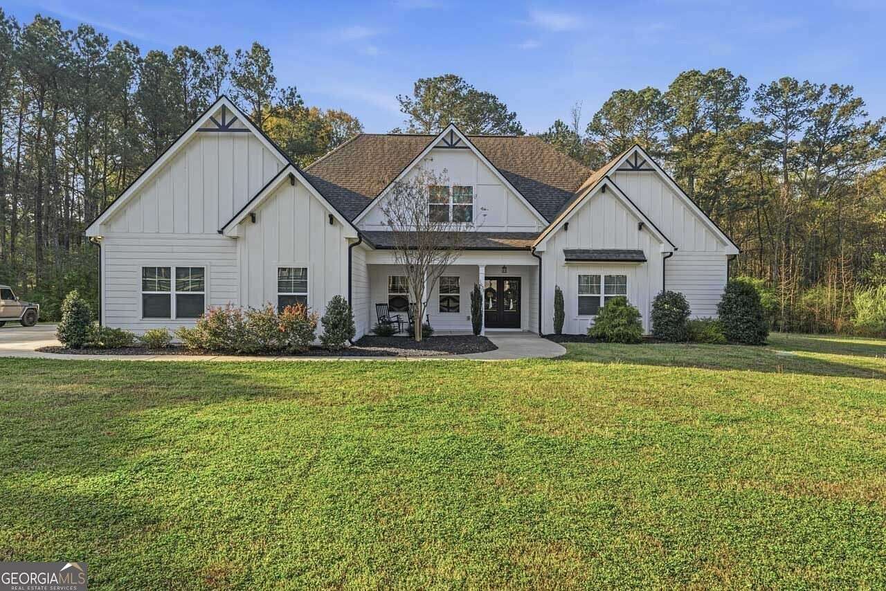 5 Acres of Land with Home for Sale in Senoia, Georgia