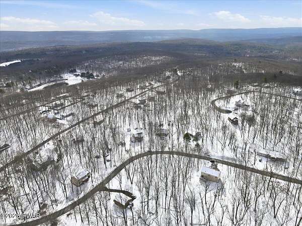 0.34 Acres of Residential Land for Sale in Bushkill, Pennsylvania