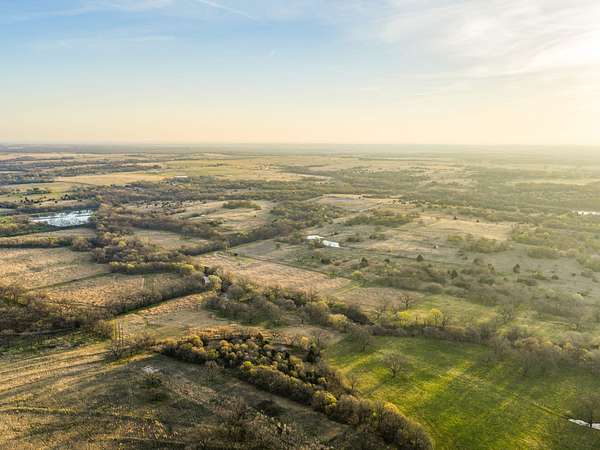 359 Acres of Land for Sale in Elmore City, Oklahoma