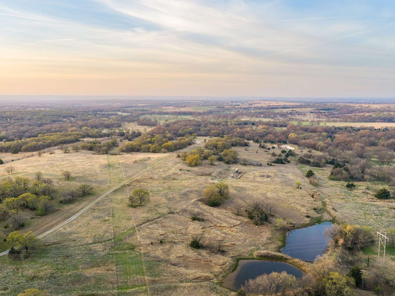 289 Acres of Land for Sale in Elmore City, Oklahoma