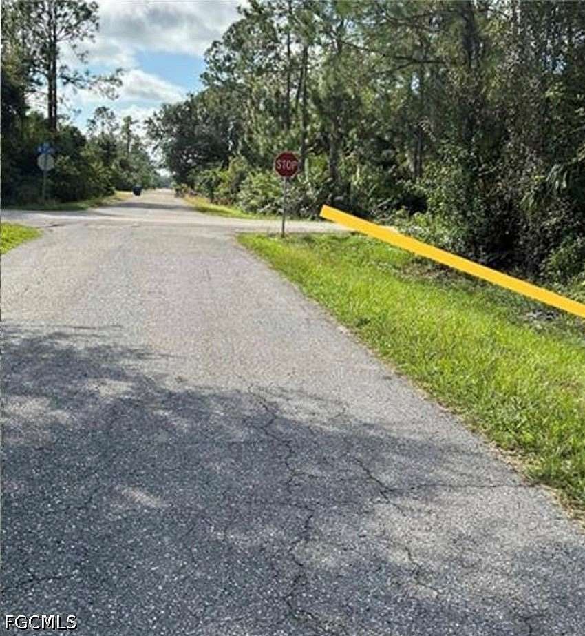 0.5 Acres of Residential Land for Sale in Lehigh Acres, Florida