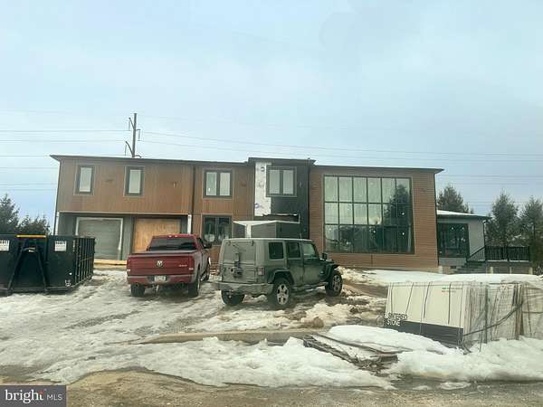 2.18 Acres of Land with Home for Sale in Mechanicsburg, Pennsylvania