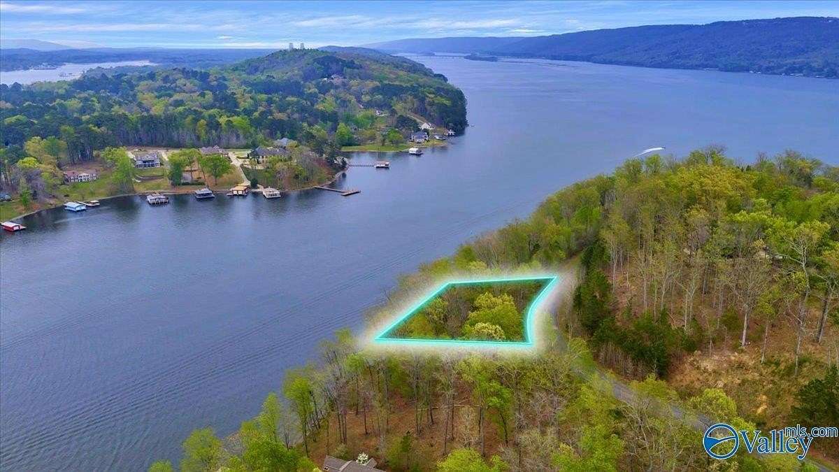0.7 Acres of Residential Land for Sale in Scottsboro, Alabama