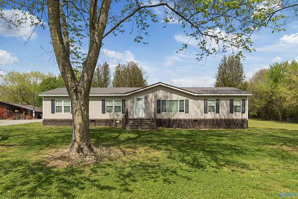 7.53 Acres of Land with Home for Sale in Arab, Alabama