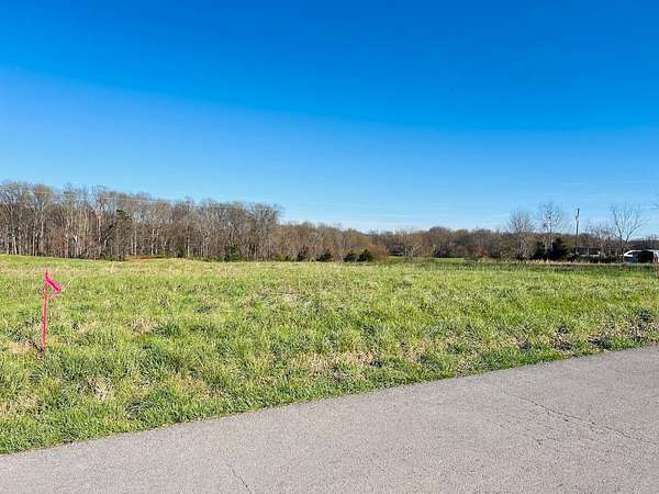 9.53 Acres of Residential Land for Auction in Russell Springs, Kentucky