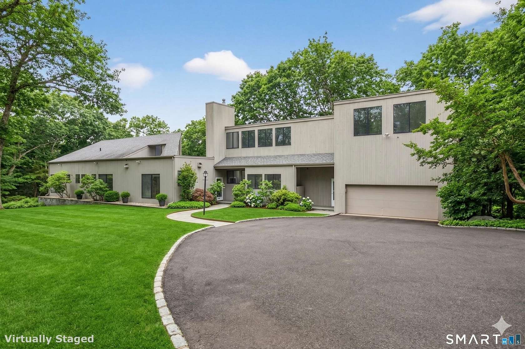 5.88 Acres of Land with Home for Sale in Old Lyme, Connecticut
