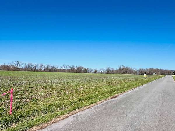 4.6 Acres of Residential Land for Auction in Russell Springs, Kentucky