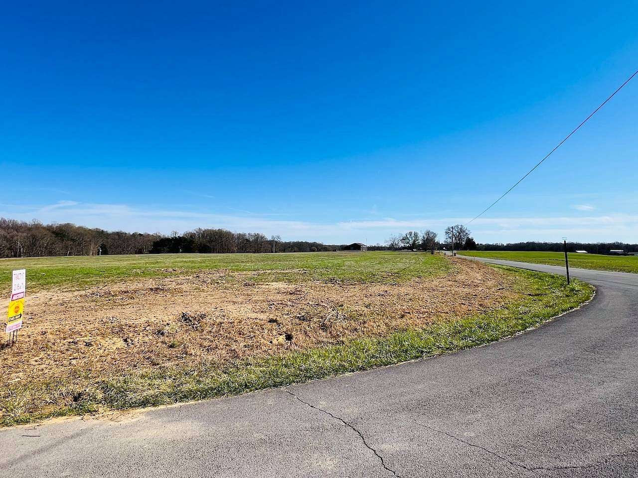 2.16 Acres of Residential Land for Auction in Russell Springs, Kentucky