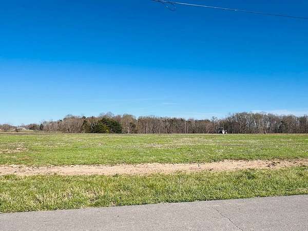 2.17 Acres of Residential Land for Auction in Russell Springs, Kentucky