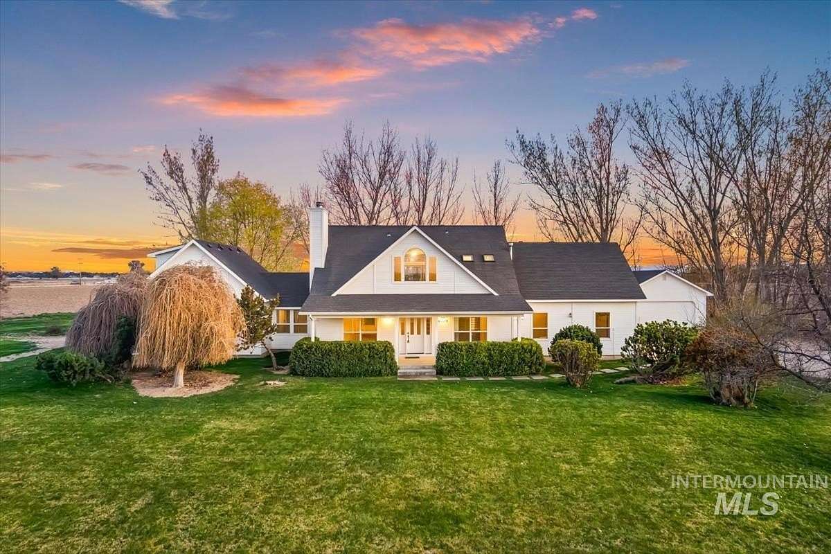 1.5 Acres of Land with Home for Sale in Nampa, Idaho