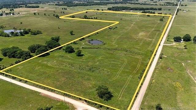 65.6 Acres of Agricultural Land with Home for Sale in Checotah, Oklahoma