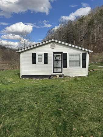 77.1 Acres of Land with Home for Sale in Thorn Hill, Tennessee