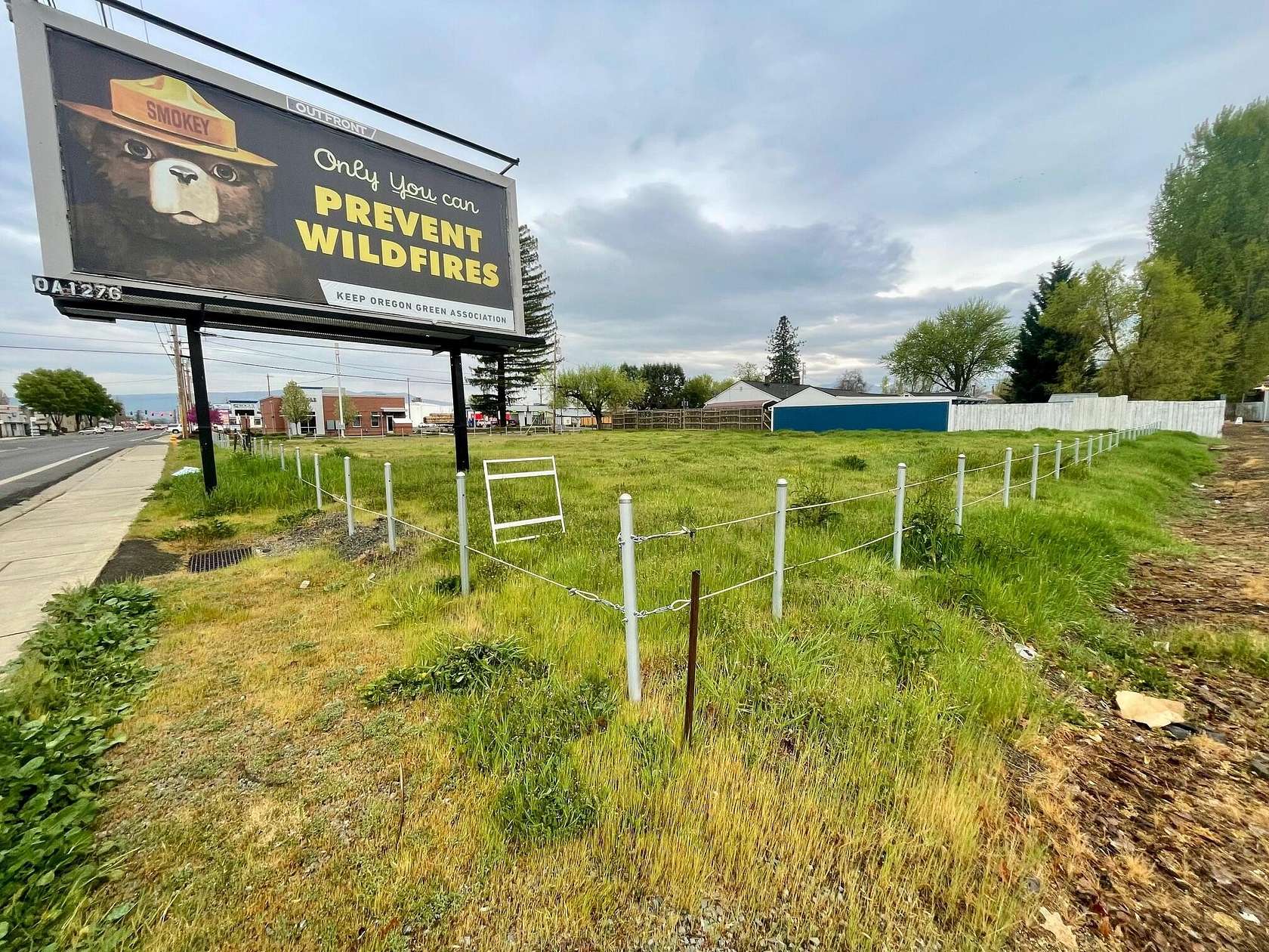 0.33 Acres of Commercial Land for Sale in Medford, Oregon