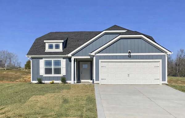 1.5 Acres of Land with Home for Sale in Dickson, Tennessee