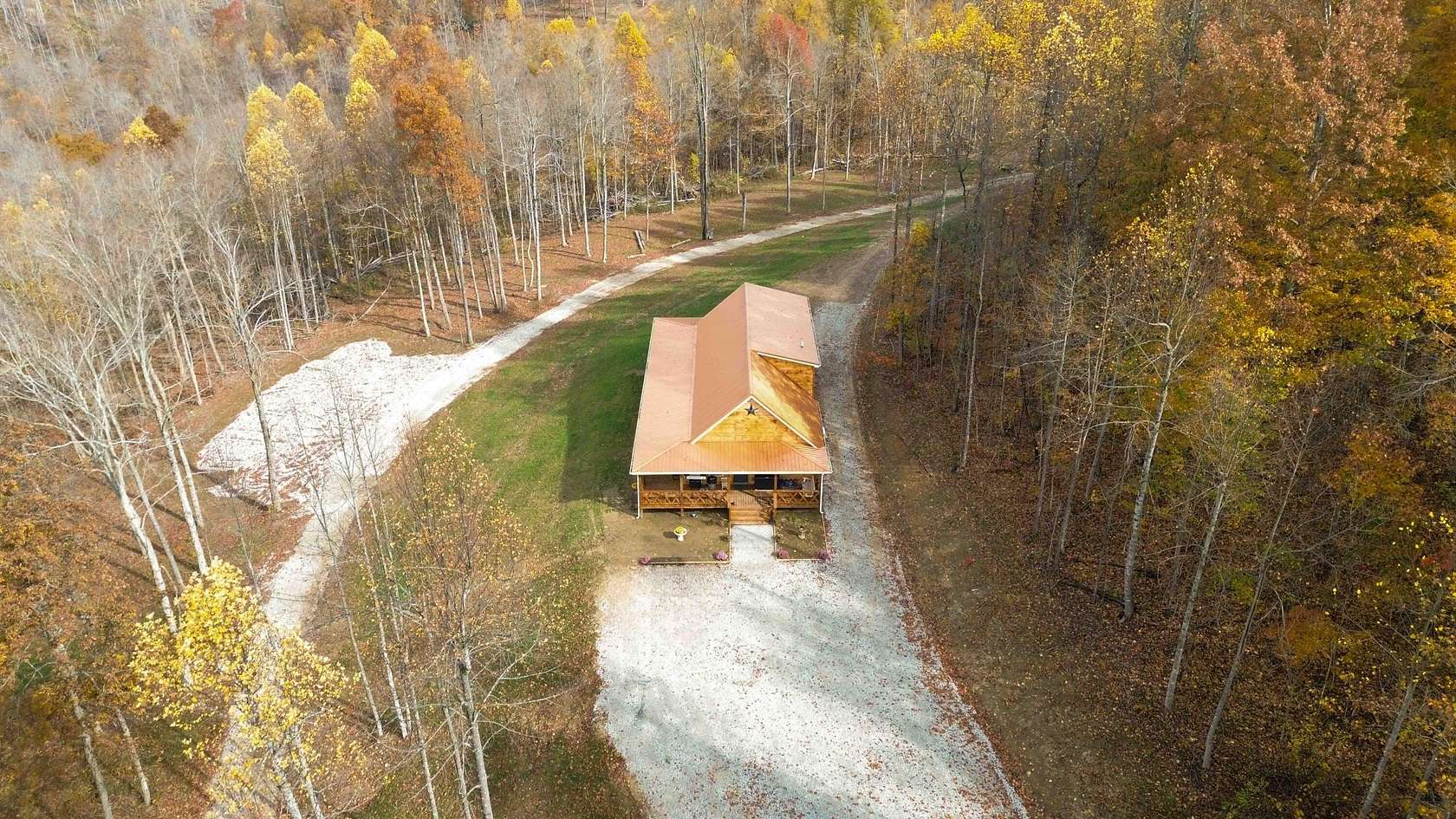 10 Acres of Land with Home for Sale in McKee, Kentucky