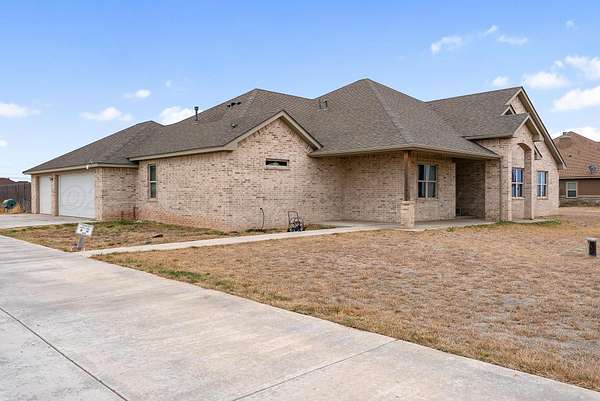 3.1 Acres of Land with Home for Sale in Bushland, Texas