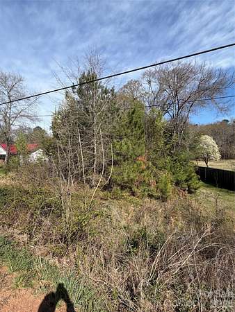 2 Acres of Residential Land for Sale in Great Falls, South Carolina