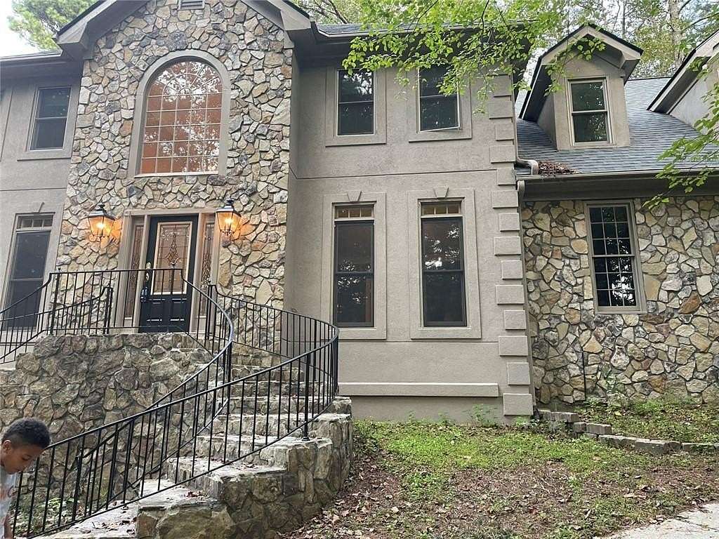 2.53 Acres of Land with Home for Sale in Snellville, Georgia