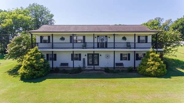 1.7 Acres of Land with Home for Sale in Fayetteville, Tennessee