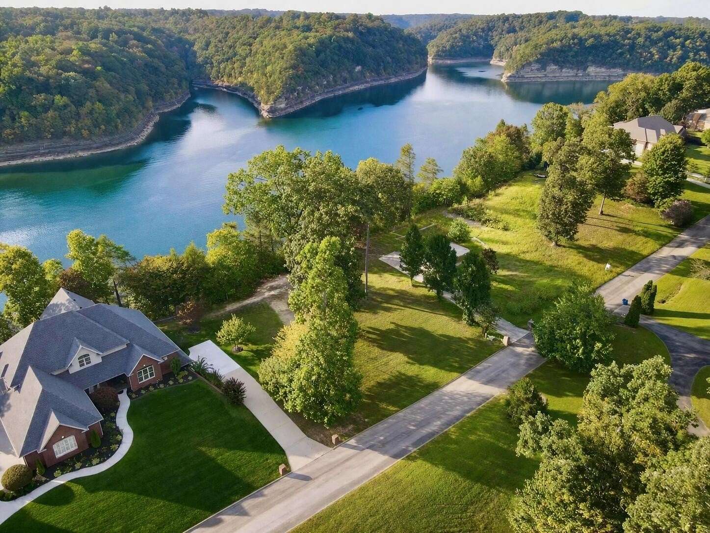 0.4 Acres of Residential Land for Sale in Somerset, Kentucky