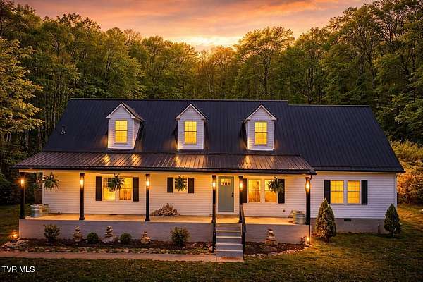 20.5 Acres of Land with Home for Sale in Surgoinsville, Tennessee