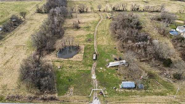 34 Acres of Land for Sale in Richmond Township, Missouri