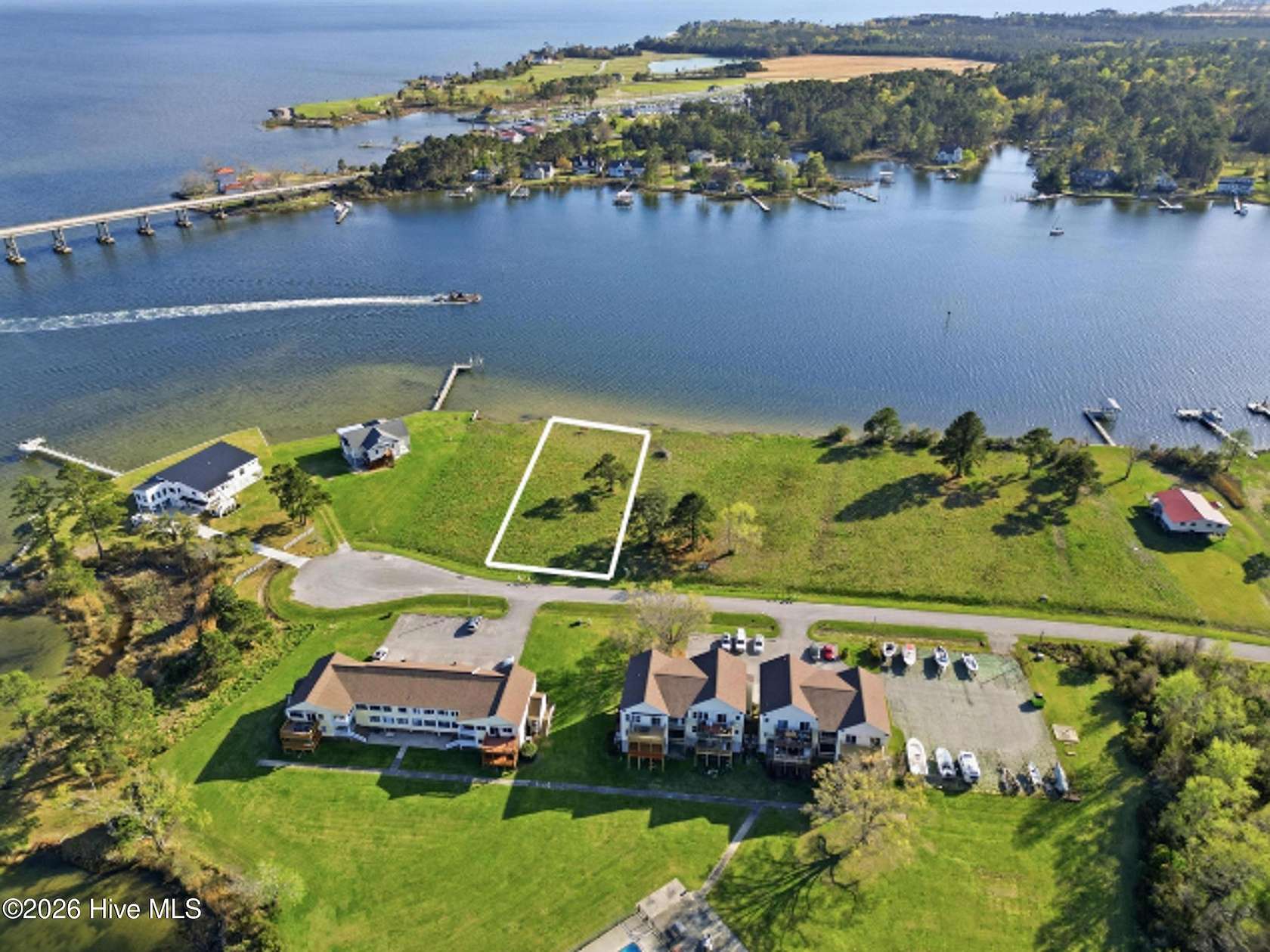 0.63 Acres of Residential Land for Sale in Oriental, North Carolina