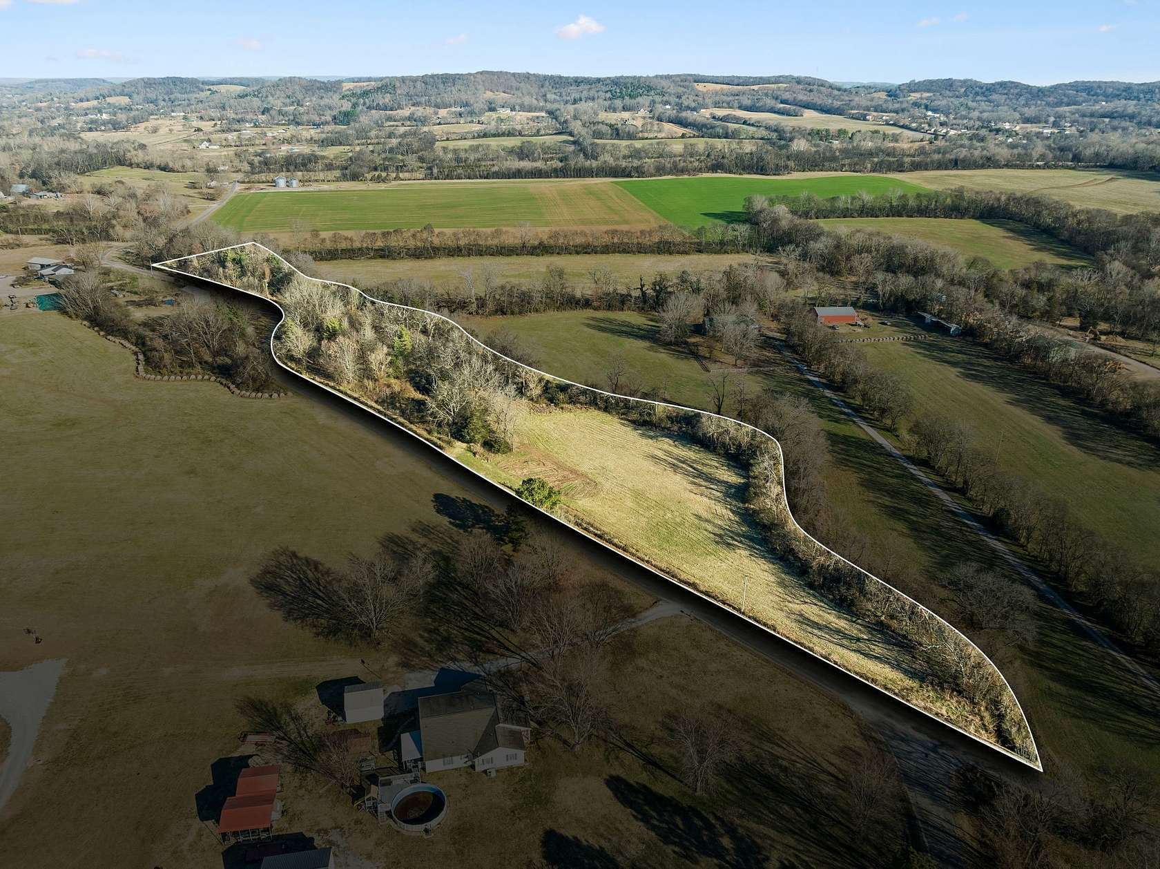 6.65 Acres of Land for Sale in Columbia, Tennessee