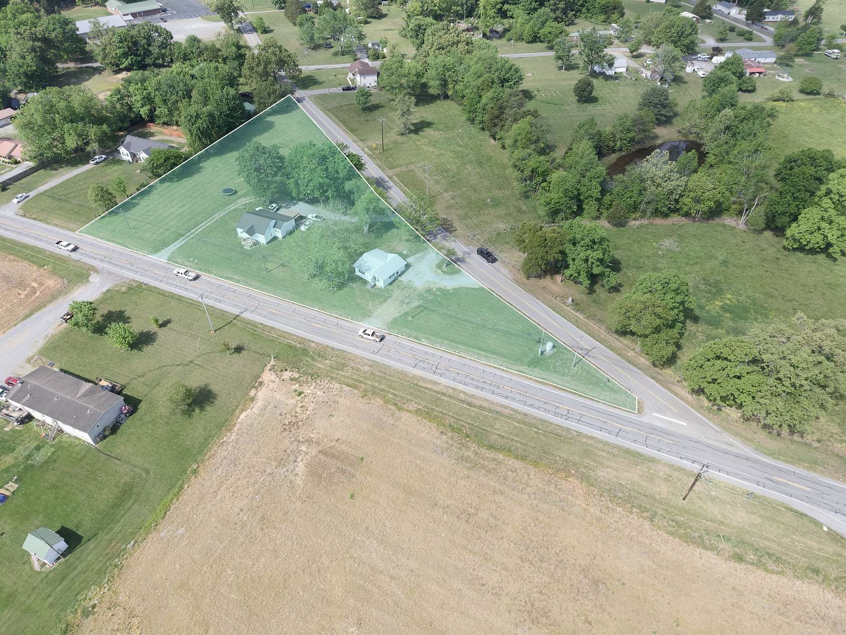1.5 Acres of Improved Commercial Land for Sale in Woodbury, Tennessee