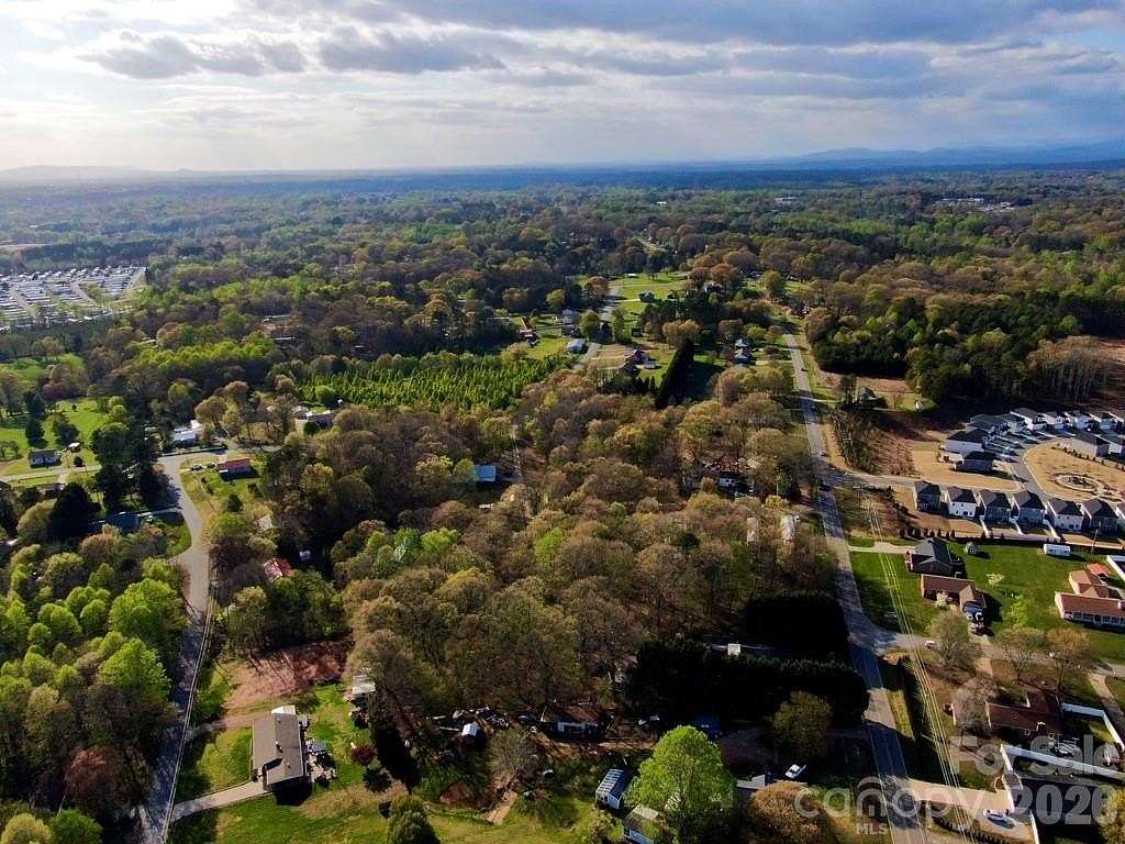 2 Acres of Residential Land for Sale in Conover, North Carolina