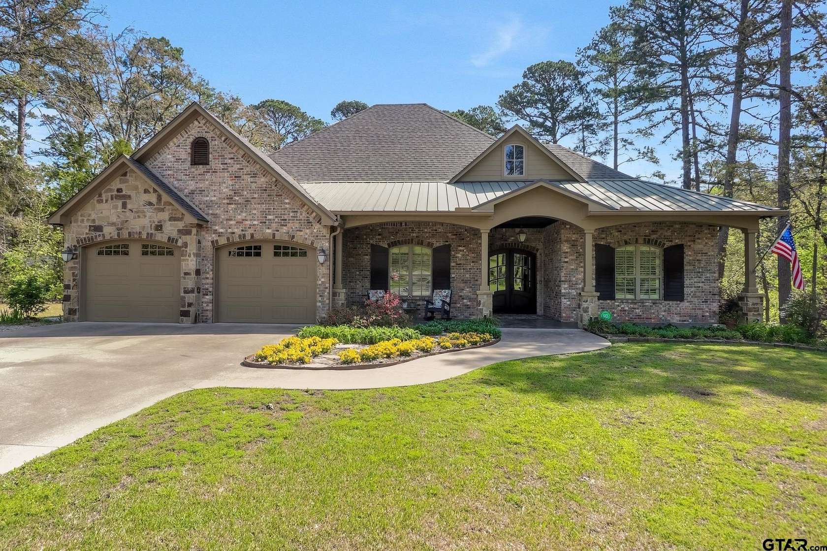 2.68 Acres of Land with Home for Sale in Flint, Texas