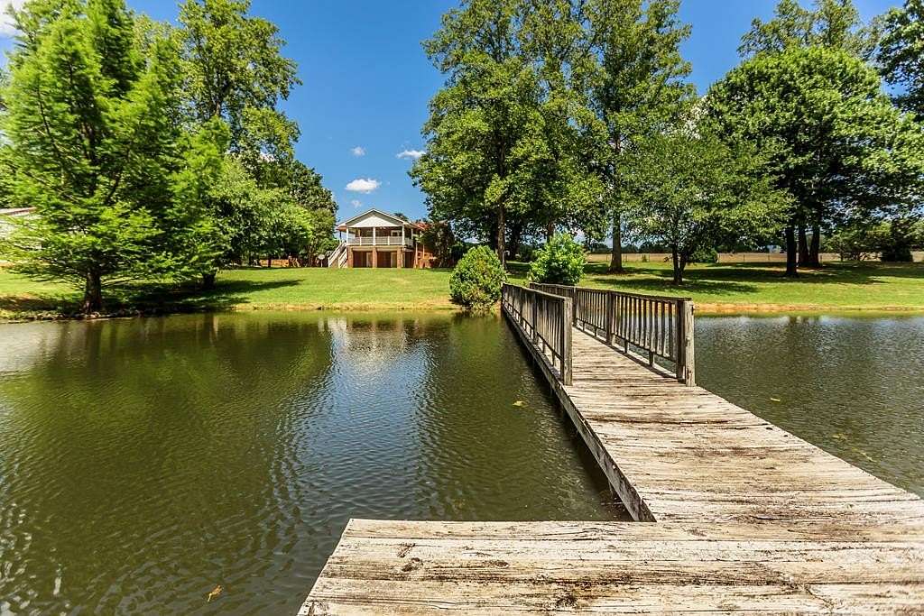 96.6 Acres of Recreational Land with Home for Sale in Pamplin City, Virginia