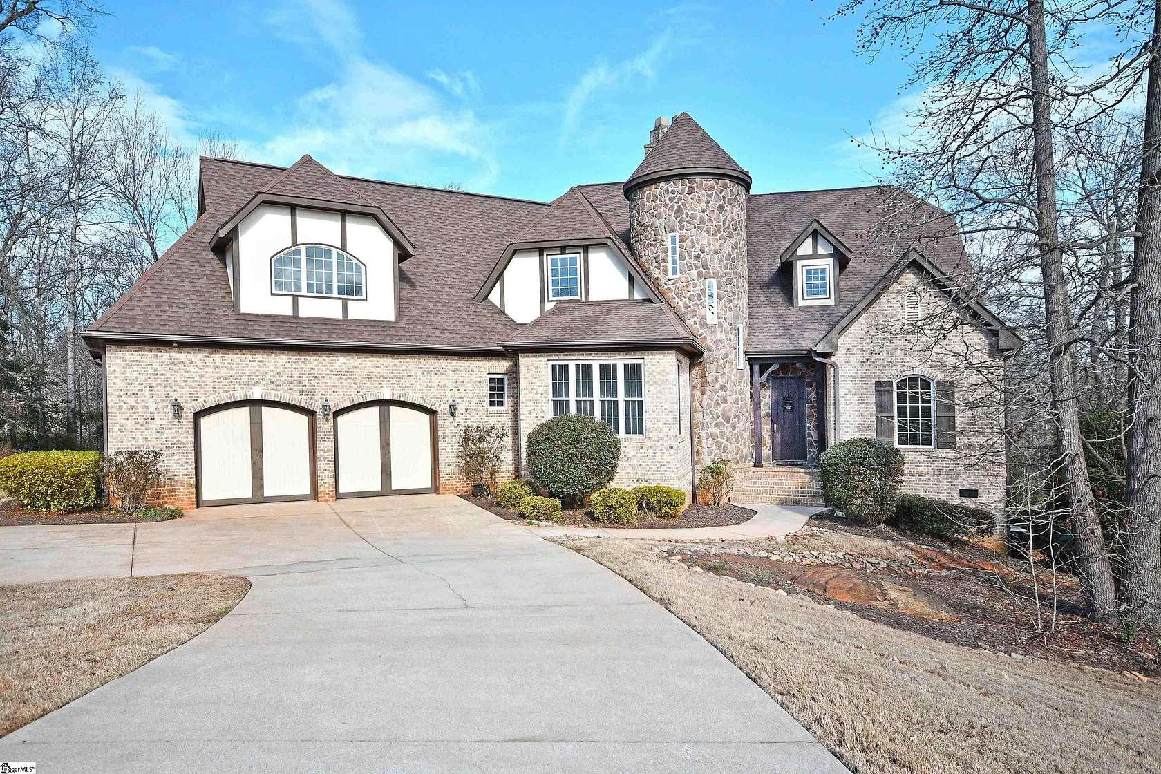 1.5 Acres of Land with Home for Sale in Piedmont, South Carolina