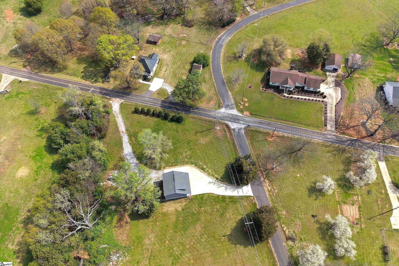 1.33 Acres of Residential Land for Sale in Belton, South Carolina