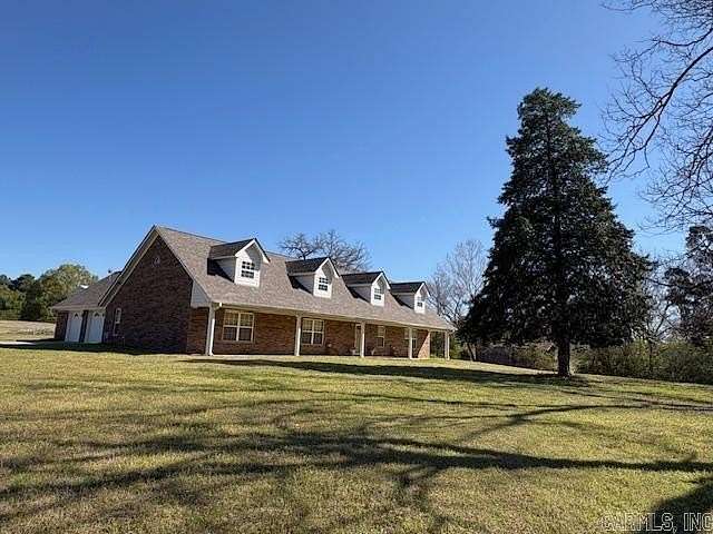 4.27 Acres of Land with Home for Sale in Hope, Arkansas