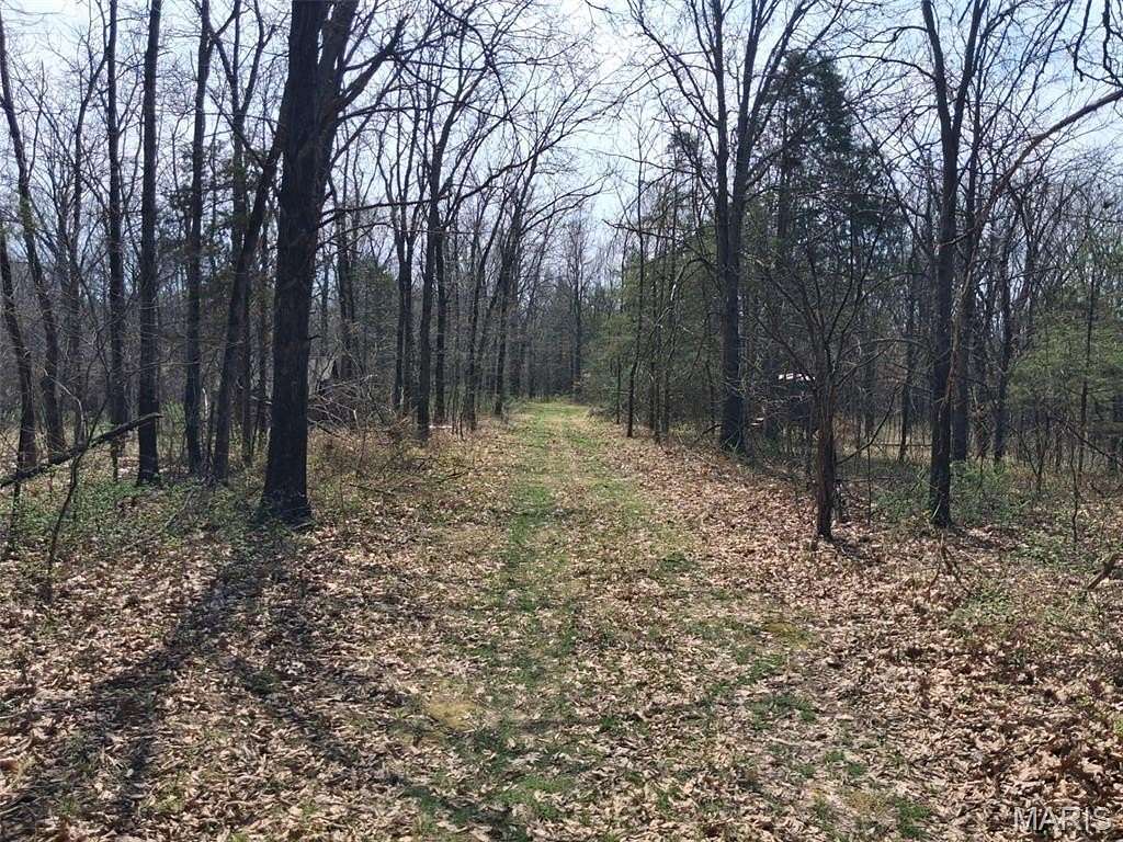 4 Acres of Residential Land for Sale in Stoutsville, Missouri