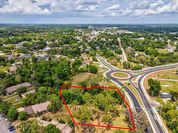 1.44 Acres of Commercial Land for Sale in Dade City, Florida