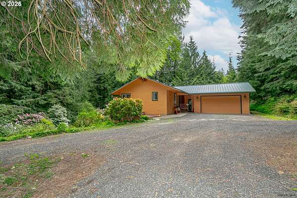 20 Acres of Recreational Land with Home for Sale in Sandy, Oregon