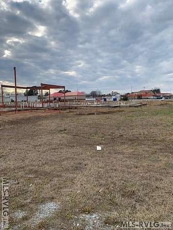 2 Acres of Commercial Land for Sale in Emporia, Virginia