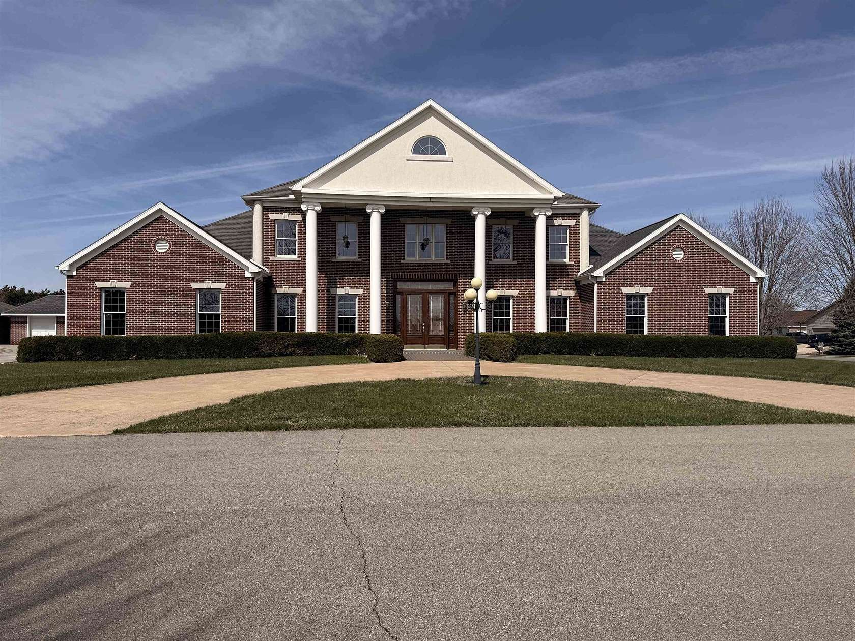 0.85 Acres of Improved Commercial Land for Sale in Prairie du Sac, Wisconsin