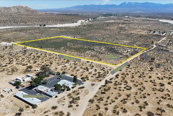 20 Acres of Land for Sale in Palmdale, California